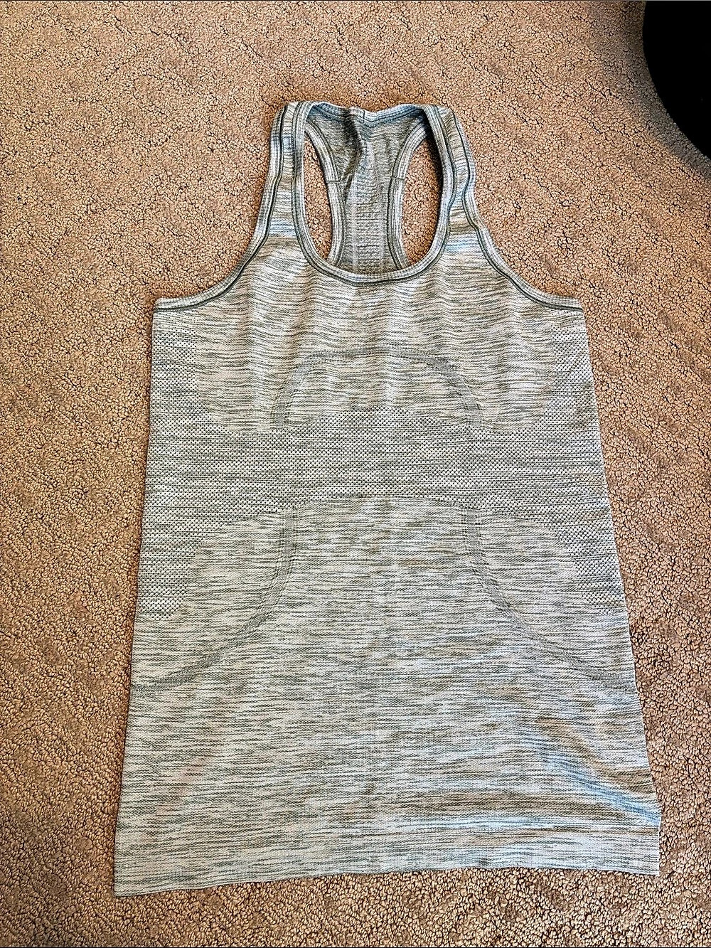 lululemon Swiftly Tech Racerback Tank Top 2.0 Gray Size 8